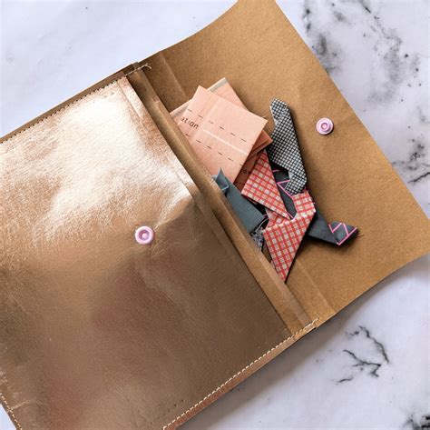rose gold epp folder / CHARM ABOUT YOU
