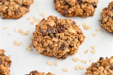 Healthy Oatmeal Raisin Cookies