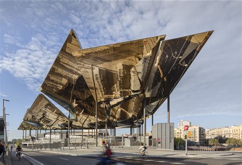 Mercat Encants / b720 Fermín Vázquez Arquitectos | ArchDaily