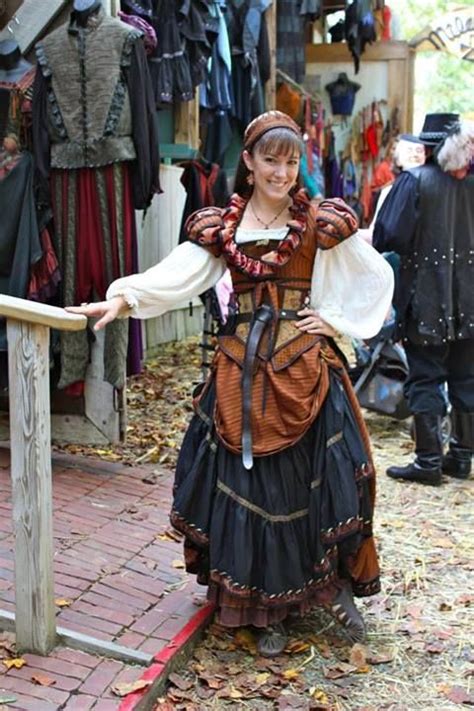 Pin by Circle Face Tina on Costume and Decor | Renaissance fair costume ...