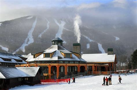 12 Top-Rated Ski Resorts in Vermont, 2023/24 | PlanetWare