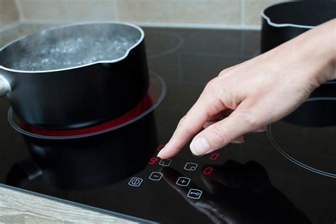 Everything You Need to Know About Ceramic Cooktops | M & H Appliance