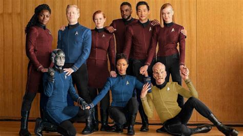 New uniforms in Season 2 Trailer | Page 17 | The Trek BBS