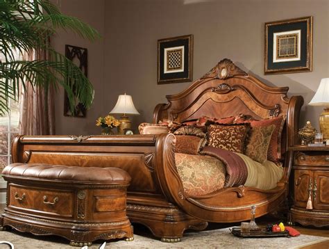 The Traditional Cortina Formal Sleigh Bedroom Collection 12475 | King ...