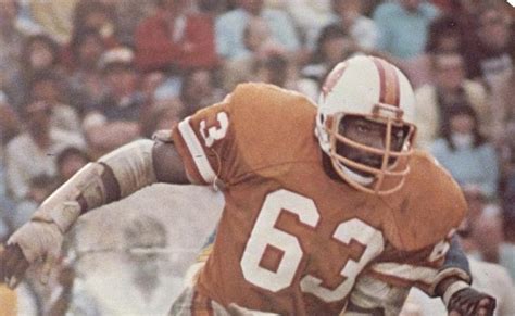 Today in Pro Football History: MVP Profile: Lee Roy Selmon, 1979