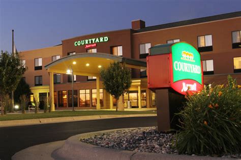 Courtyard by Marriott Moorhead (Moorhead, MN): What to Know BEFORE You Bring Your Family