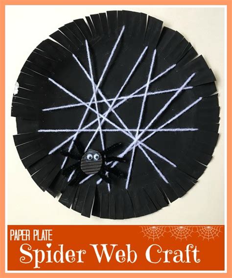 Jennifer's Little World blog - Parenting, craft and travel: Halloween craft - Paper plate spider web