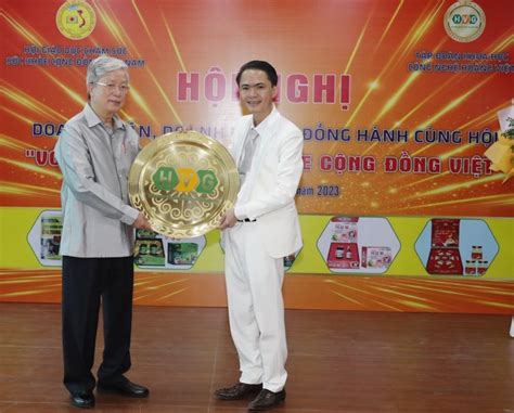 TẬP ĐOÀN KHOA HỌC CÔNG NGHỆ HOÀNG VIỆT