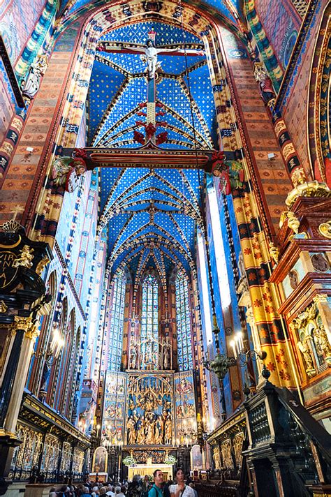 Visiting St. Mary’s Basilica, Krakow, Poland » Travel Photography Blog