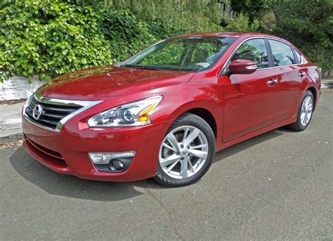 Nissan Altima 2.5 SL, LEATHER, SUNROOF – Auto Car Deals!