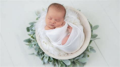 Photoshoot with Handsome Newborn Baby Boy behind the scenes photography - YouTube