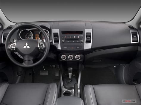 2007 Mitsubishi Outlander: 11 Interior Photos | U.S. News