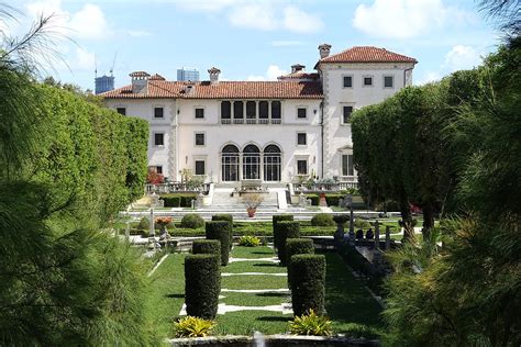 Visiting the Vizcaya Museum and Gardens in Miami