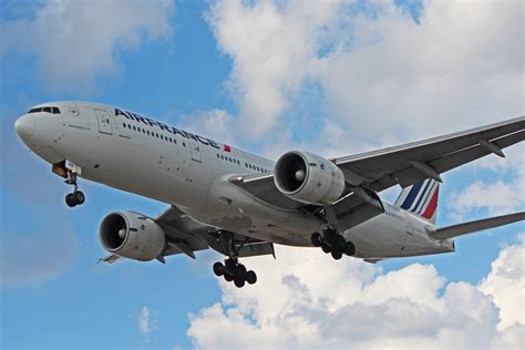 F-GSPF: Air France Boeing 777-200ER At Toronto Pearson (YYZ)