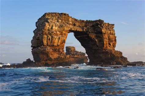 Darwin's Arch, Galapagos. | Galapagos islands, Galapagos islands darwin ...