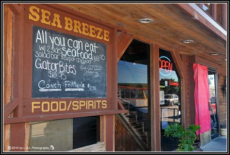 Cedar Key (Florida) Photos: Seabreeze Restaurant on the Dock