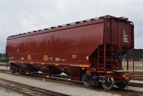 CN Rail to spend $100-million on 1,000 new grain hopper cars - The ...