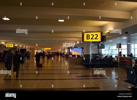 Departures at Terminal 4 of JFK airport, New York Stock Photo, Royalty ...