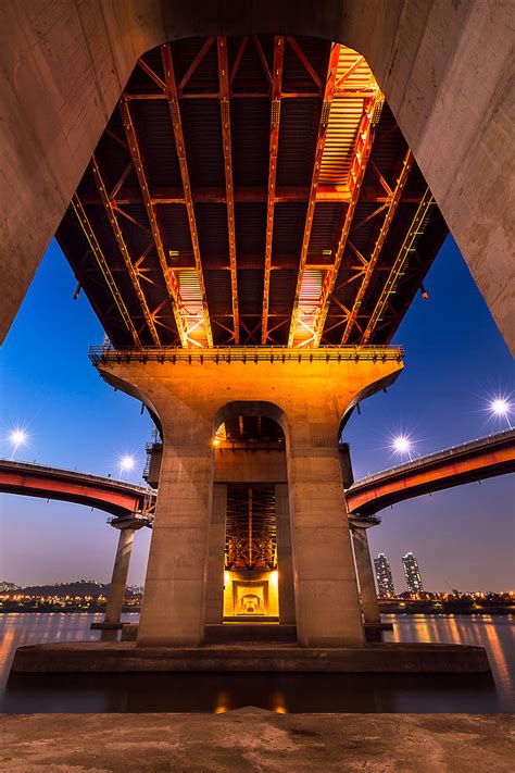 Below Seongsu bridge by yves L. / 500px