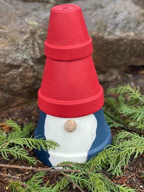 DIY Americana Garden Gnome - The Shabby Tree