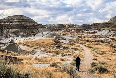 A Hiking Road Trip in the Canadian Badlands of Alberta - Hike Bike Travel