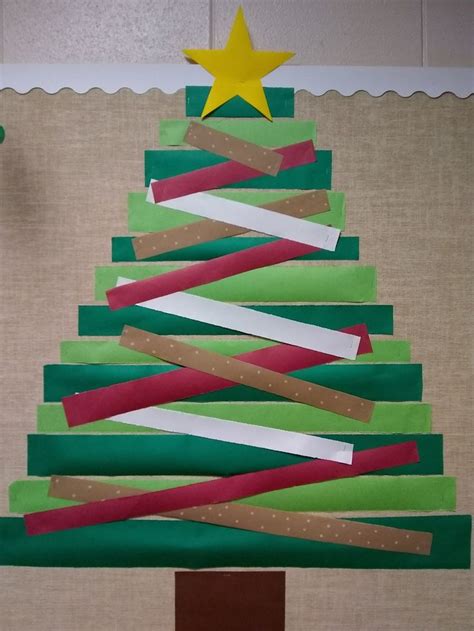 Christmas tree bulletin board. | Christmas bulletin, Classroom ...