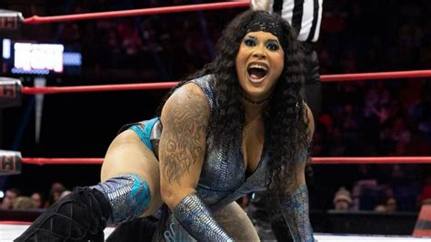 Nyla Rose demands male AEW star to leave her alone