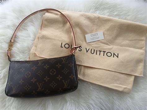 Authentic Louis Vuitton Pochette Accessoires NM, Luxury, Bags & Wallets on Carousell