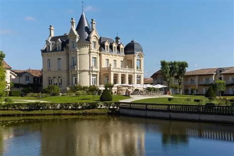Luxury Castle Hotel near Saint-Emillion, Dordogne: Château Hôtel Grand ...