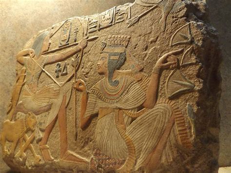 Egyptian Art / Relief Sculpture - Tutankhamun / Tutankhamen & his Queen ...