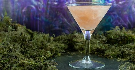 The Shimmer: An Annihilation Inspired Cocktail - Geeks Who Eat