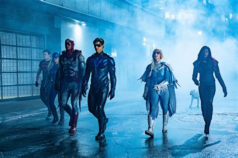 Titans season 3: Nightwing actor hints at suit changes