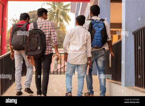 Indian college students walking campus hi-res stock photography and images - Alamy