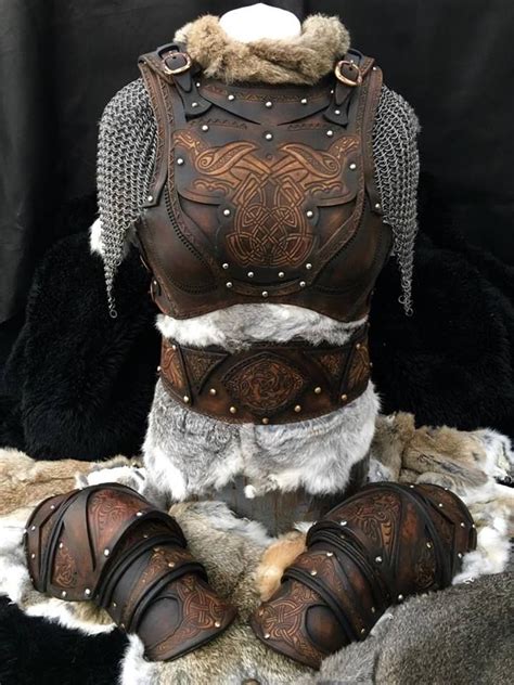 Shield Maiden Clan Chief LARP Body Armour - Black Raven Armoury | Leather armor, Leather, Viking ...