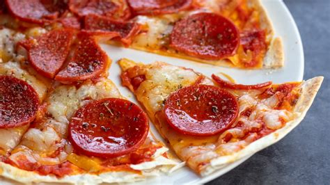 Crispy Tortilla Pizza (Quick & Easy Delicious Personal Pizzas!)