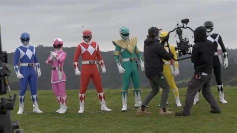 Power Rangers 30th-Anniversary Confirms Entire Mighty Morphin Team In ...