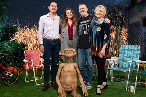 Drew Barrymore reunites the cast of E.T. the Extra-Terrestrial for film's 40th anniversary