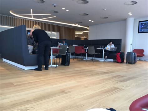 MUC: Airport Lounge World Reviews & Photos - Terminal 1, Munich Airport | LoungeBuddy