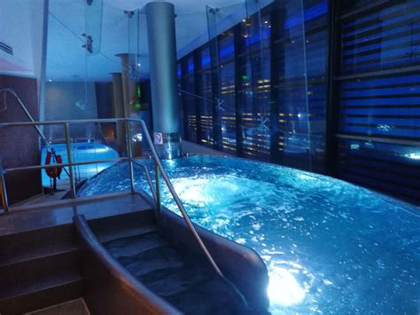 sheraton-edinburgh-hydropool-inside | Verylvke