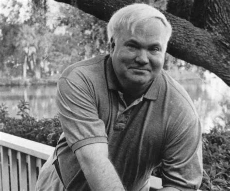 Pat Conroy Biography - Childhood, Life Achievements & Timeline