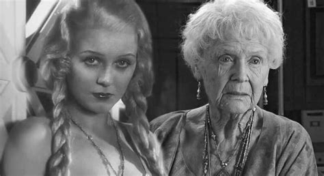 GLORIA STUART: TITANIC FUE EL PAPEL QUE ESPERE TODA MI VIDA