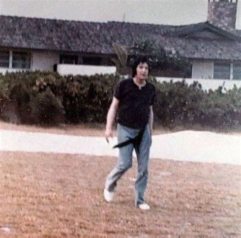 Elvis during his last vacation in Hawaii, March 1977 | Elvis, Elvis presley family, Elvis ...