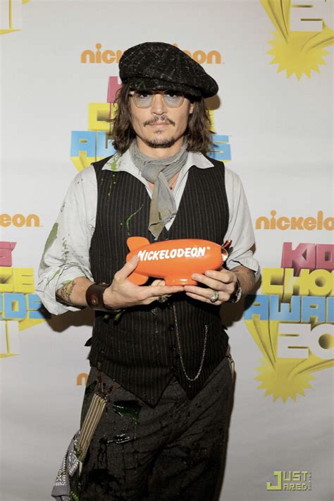 Johnny Depp Kids’ Choice Awards April 2, 2011 – Star Style Man