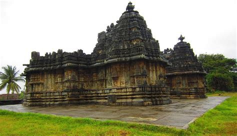 Temple de Hoysaleśvara, Belur location de vacances à partir de € 9/nuit ...