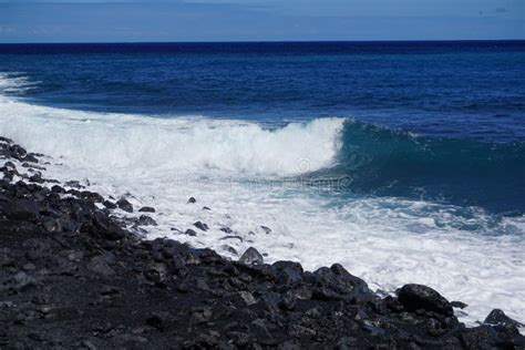 Pohoiki Black Sand Beach on the Big Island of Hawaii. One of the Newest Beaches in the World ...