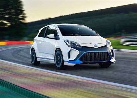 2013 Toyota Yaris Hybrid-R Concept Review & Pictures