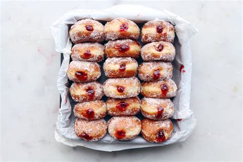 raspberry filled donuts recipe