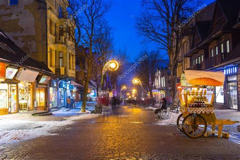 Krupowki street in Zakopane at winter time, Poland – Stock Editorial ...