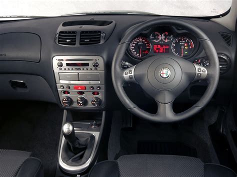 2005 Alfa Romeo 147 | Interior and Dashboard | Pinterest