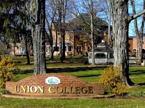 Panoramio - Photo of Union College - Barbourville,Kentucky | Union ...